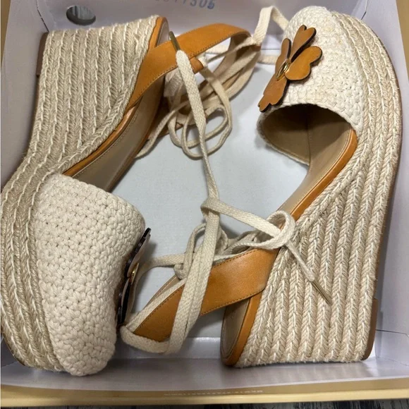 Michael Kors Women’s Kit Closed Toe Macrame and Jute Wedge With Floral Appliqué - Picture 10 of 15